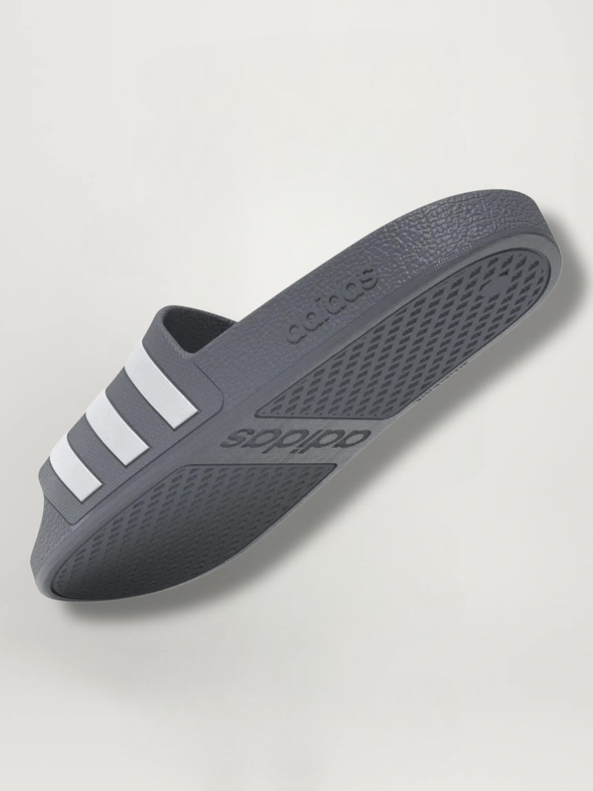 F35538-ADILETTE AQUA