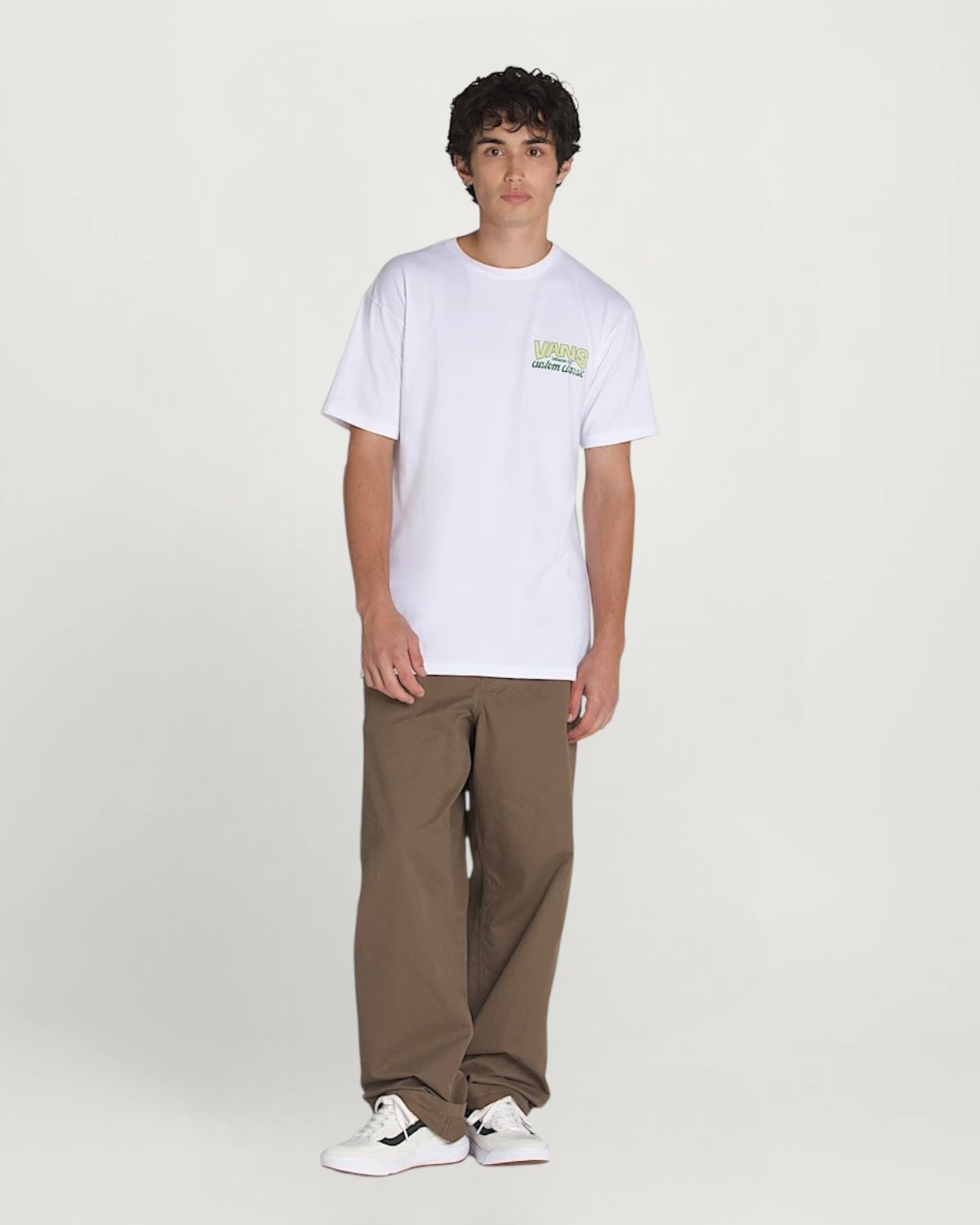T-shirt vans costum