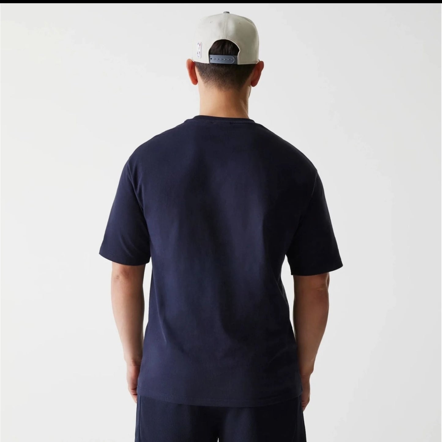 60684502- T-SHIRT NEW ERA