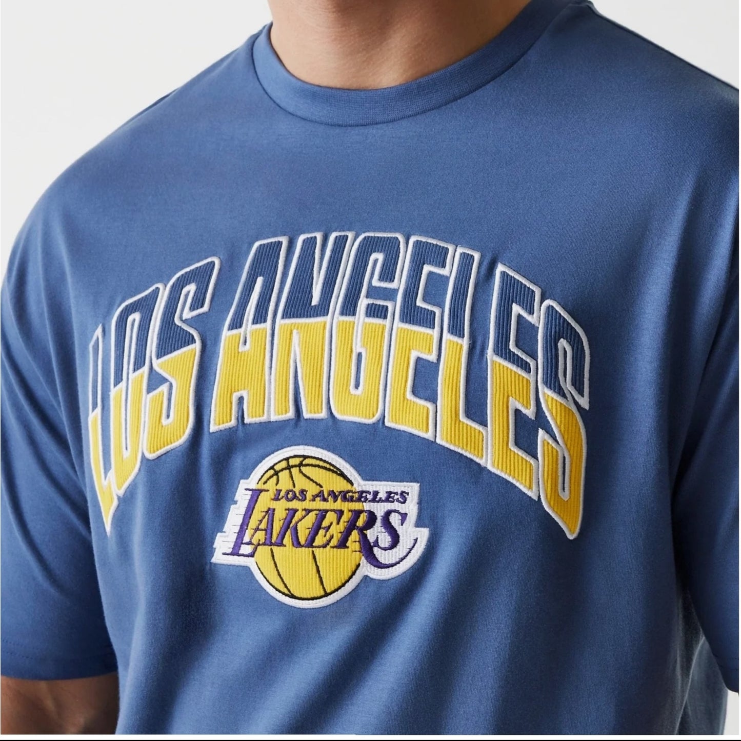 60684504- T-SHIRT NEW ERA