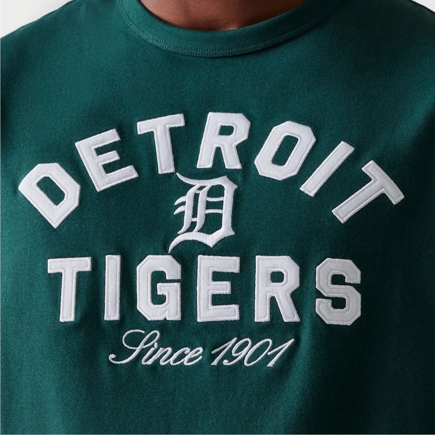 60684332- T-SHIRT NEW ERA