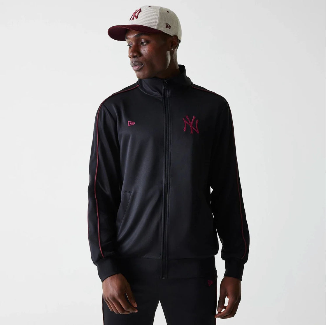 60684266-FELPA NEW ERA