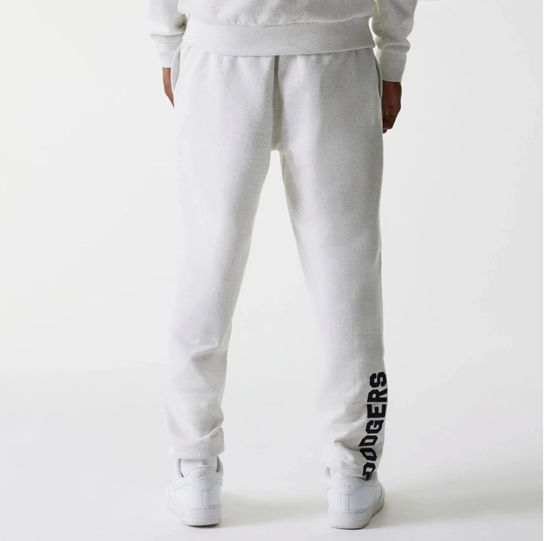 60684514- PANTALONE NEW ERA