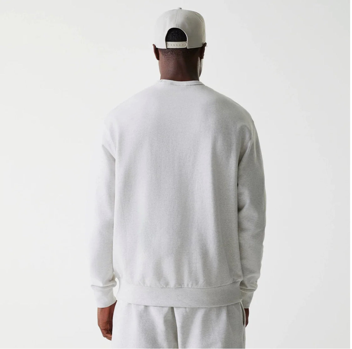 60684324-FELPA NEW ERA