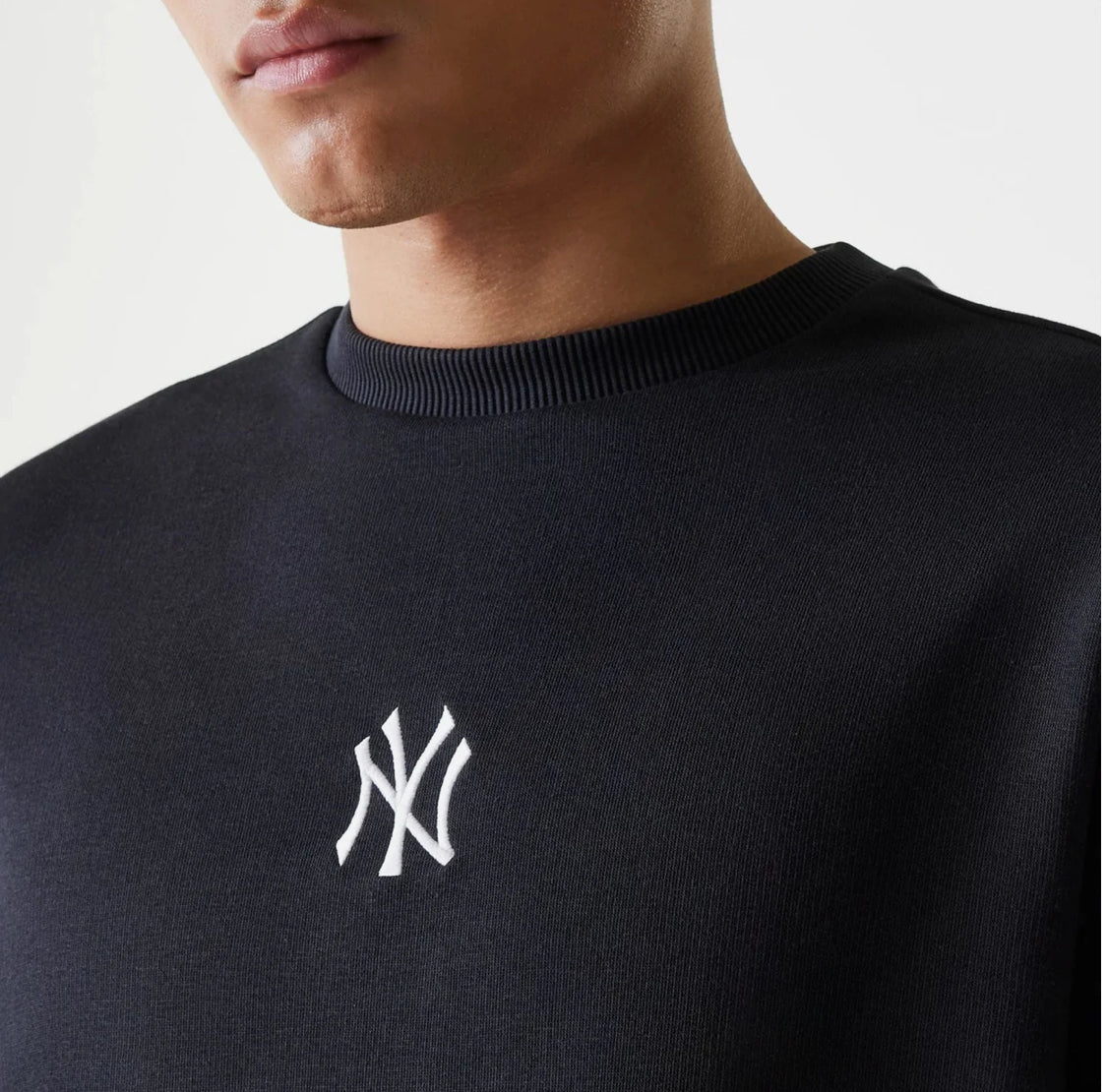 60675776-FELPA NEW ERA