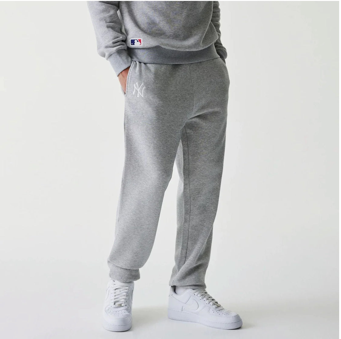 60675775 - PANTALONE NEW ERA
