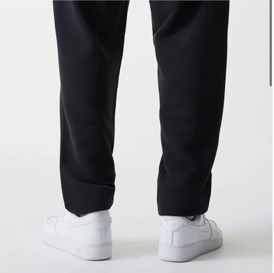 60675767- PANTALONE NEW ERA