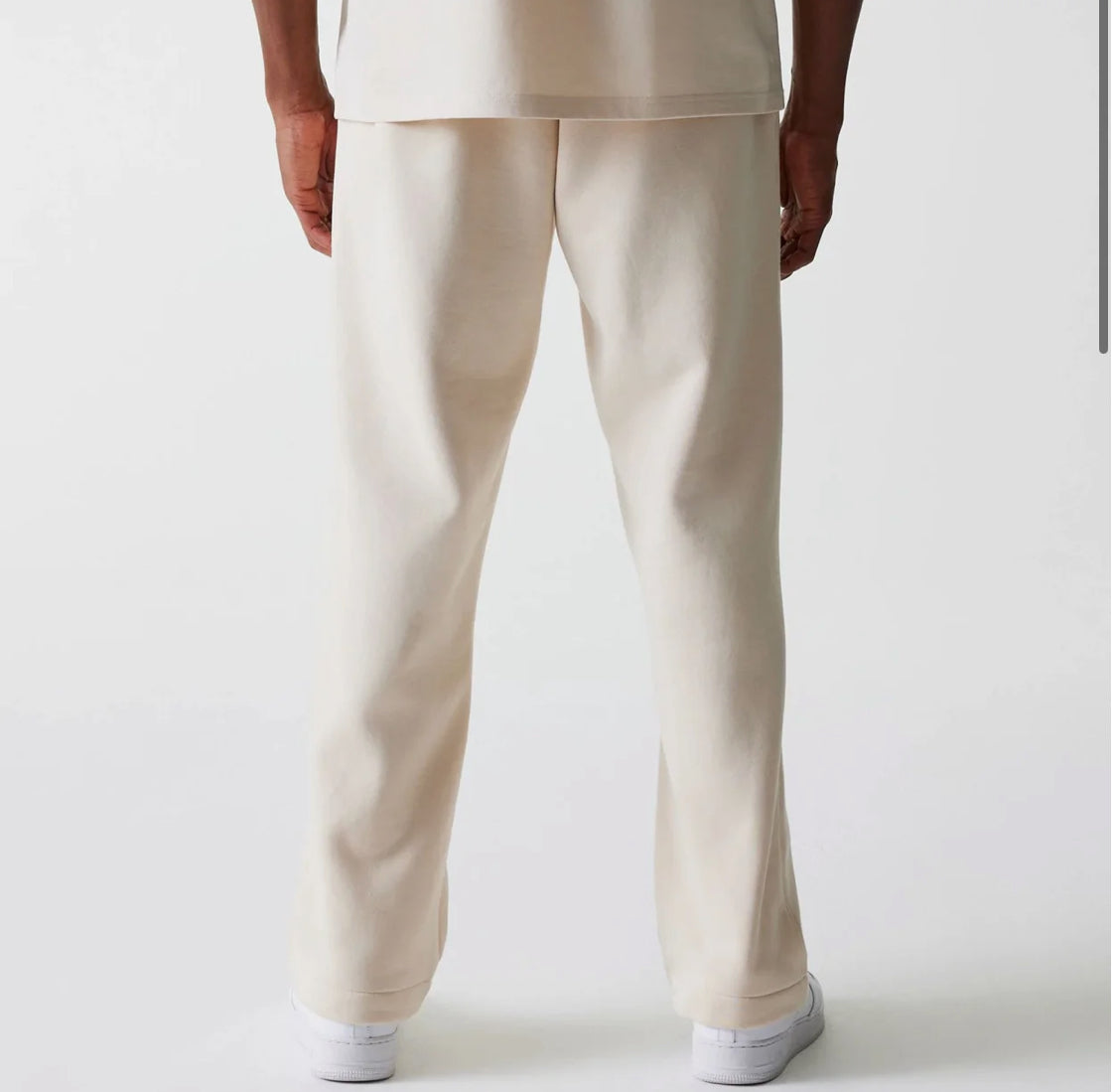 60684525- PANTALONE NEW ERA