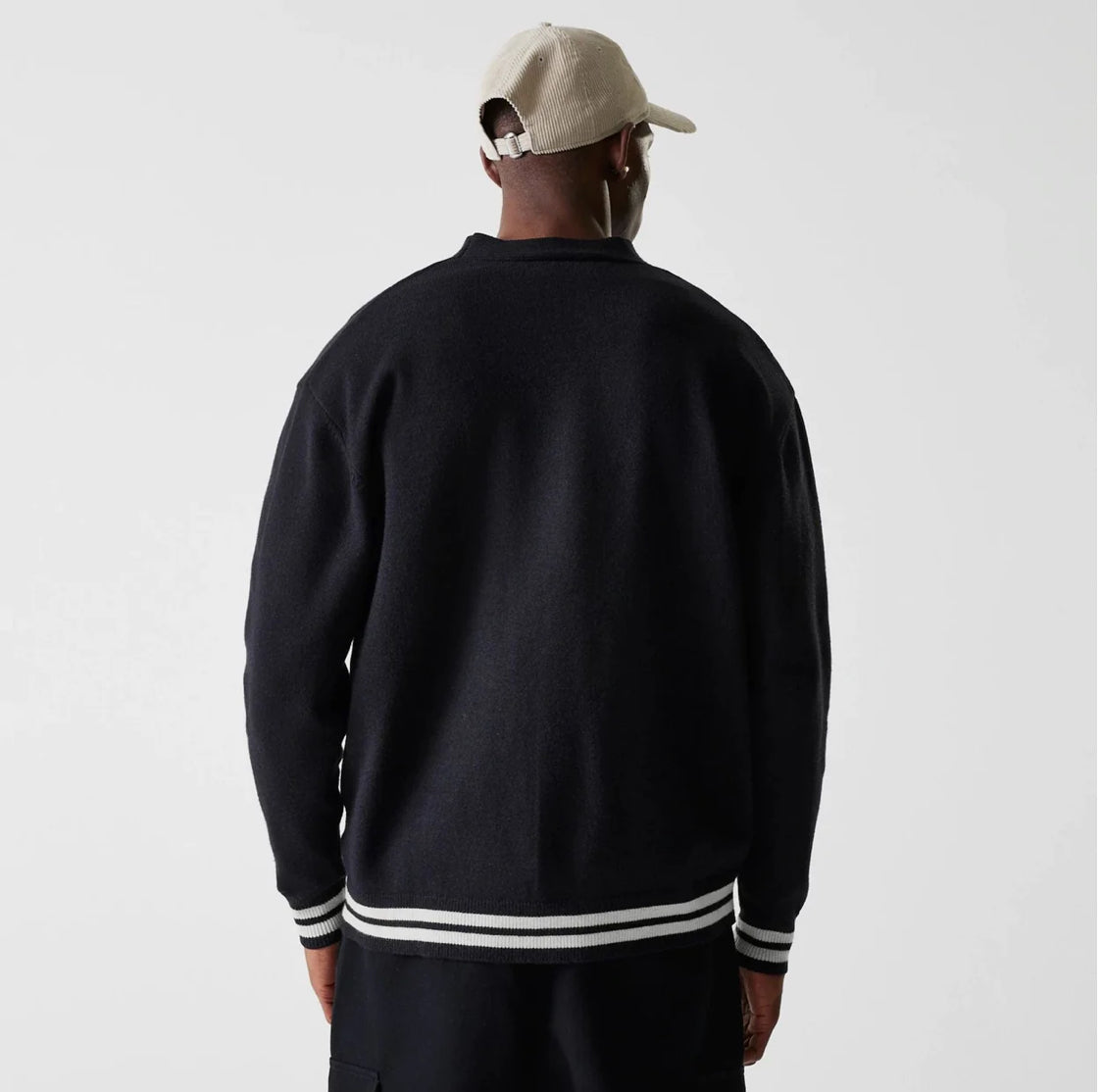 60684475-CARDIGAN NEW ERA