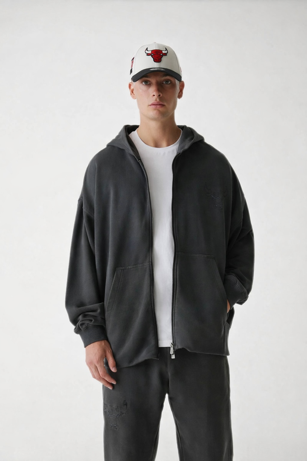 60667858-FELPA NEW ERA